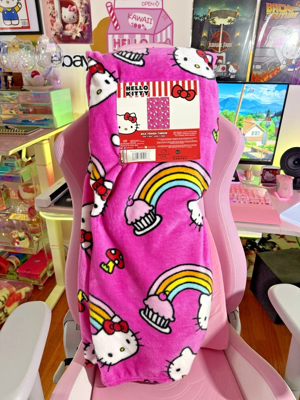 Hello Kitty Throw Blanket Silk Touch Pink Meow Rainbow Cupcake 2025 Sanrio